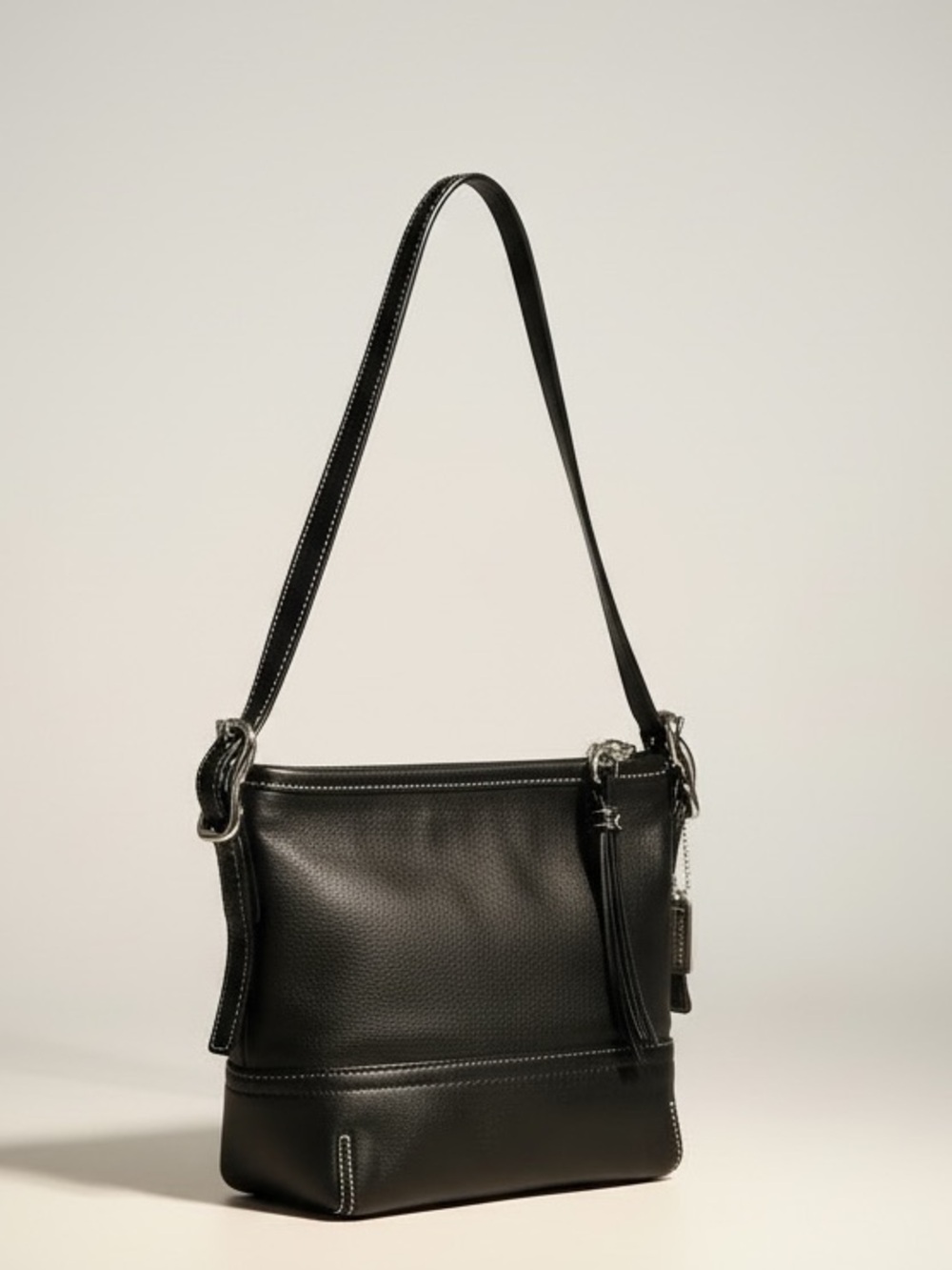 Vintage Coach Y2K Black Leather Mini Shoulder Bag Style 1507